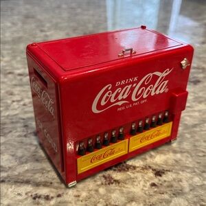 Vintage 1997 Coca-Cola Cooler Coin Bank Music Box